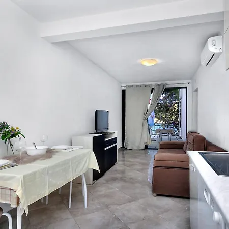 Rubin-3 By Interhome