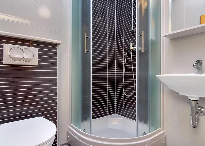 Rubin-3 By Interhome * Zastražišće