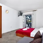 Appartement Rubin-3 By Interhome *